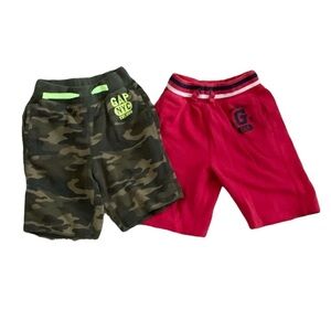 GAP Kids | Short Duo Set Camouflaged and Red Size Small Elastic Waist